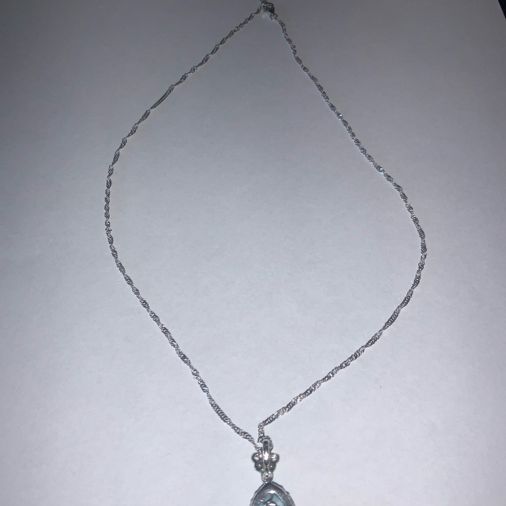 Floral drop pendant - Picture 2 of 5